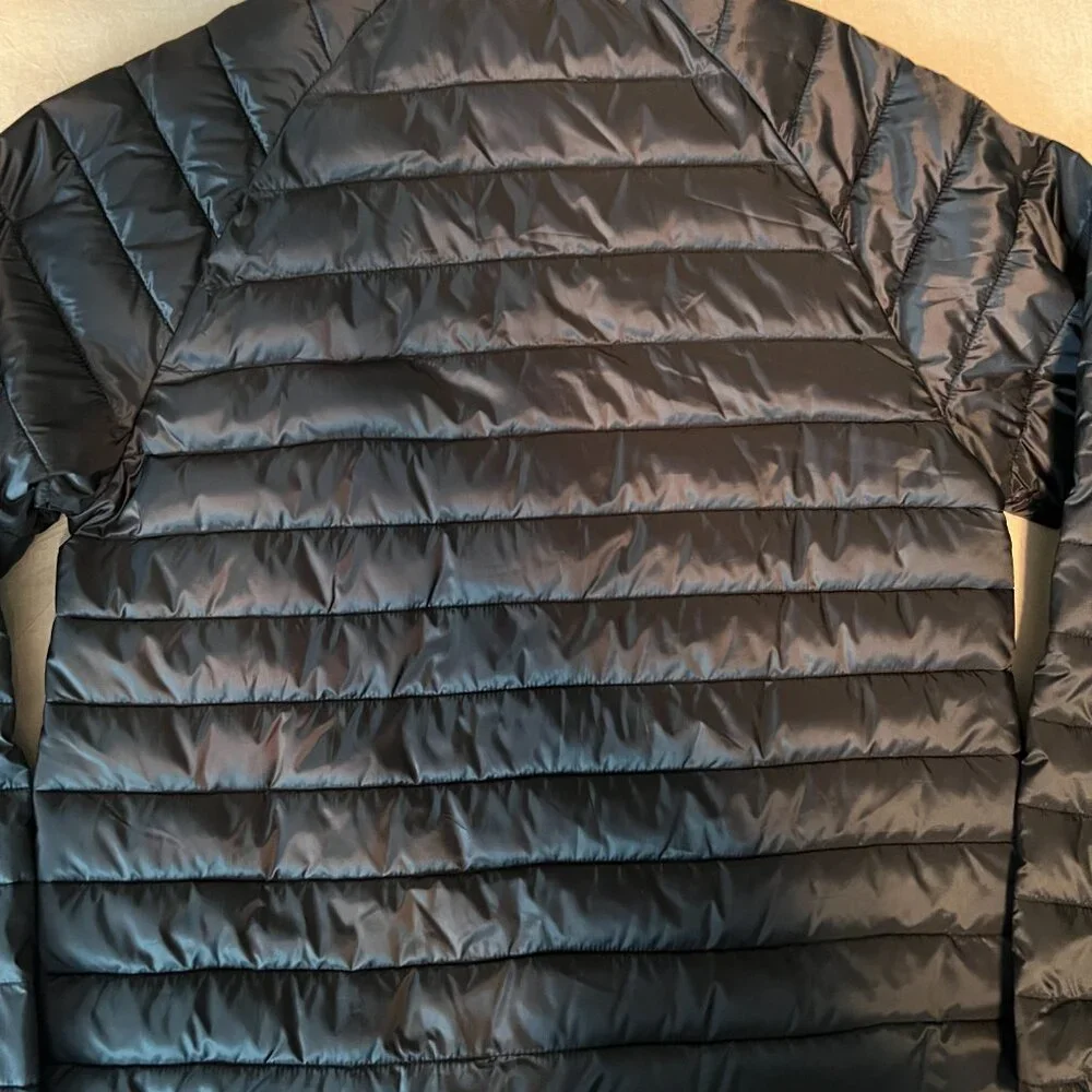 EVERLANE Women's Renew Lightweight Puffer Jacket - Black,  Size Large -  EUC - Picture 8 of 16